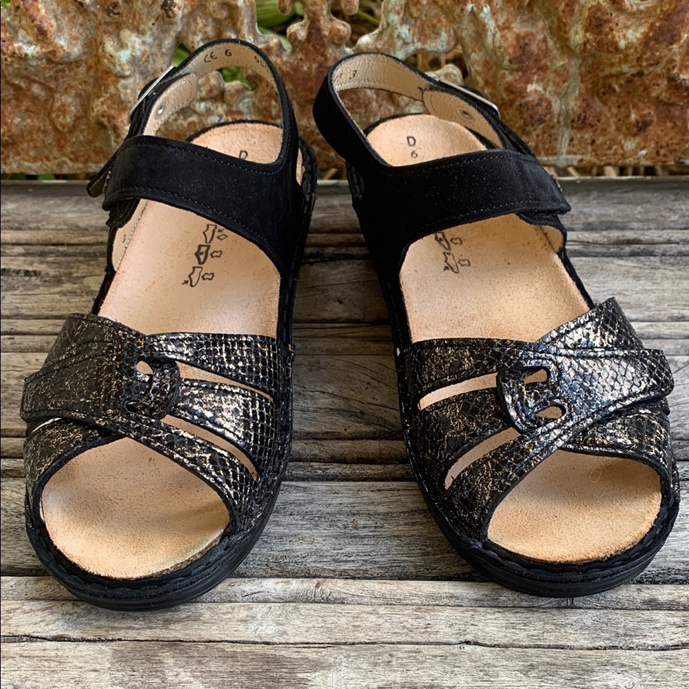 Finn Comfort Black Sandals Orthopedic Support - Picture 2 of 12